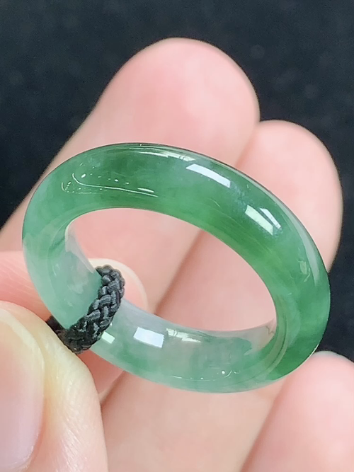 冰飘花戒指，无裂，内径尺寸16.4-5.3-3.2mm，13号手寸，L17cyg