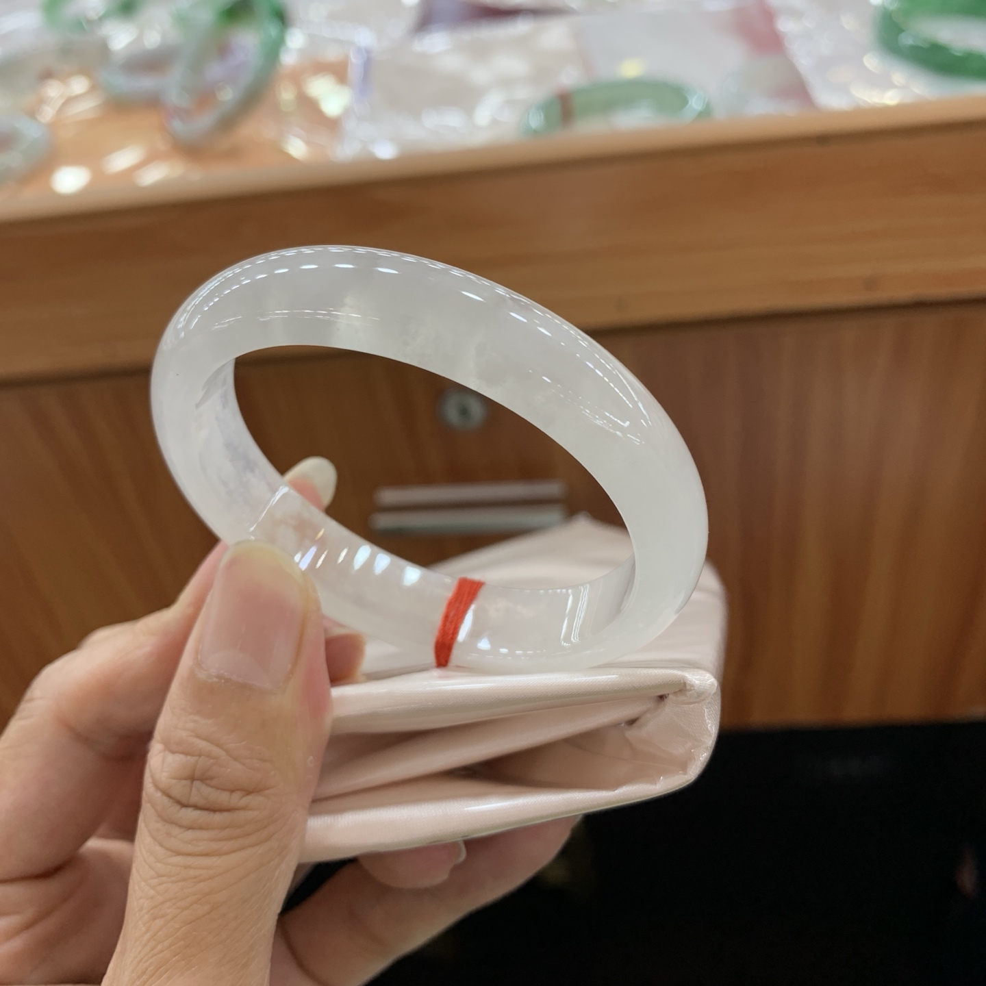 白冰贵妃翡翠手镯 53-45-11.7-6.7