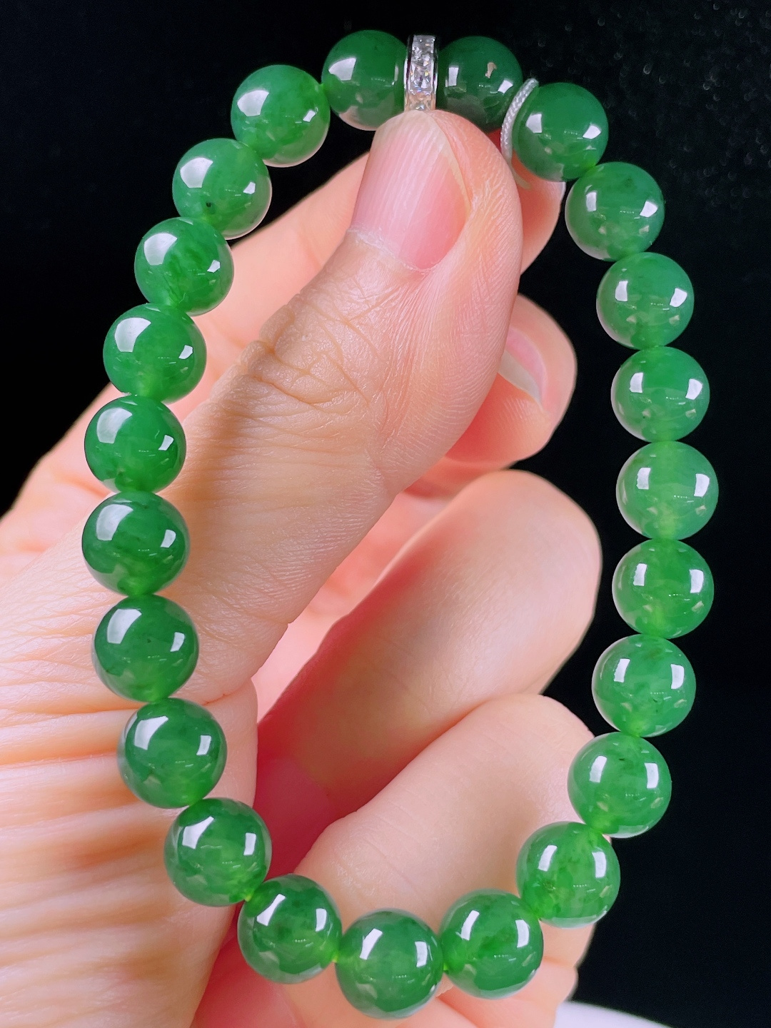 冰绿手串，老种起光，细底通透，尺寸：8mm
