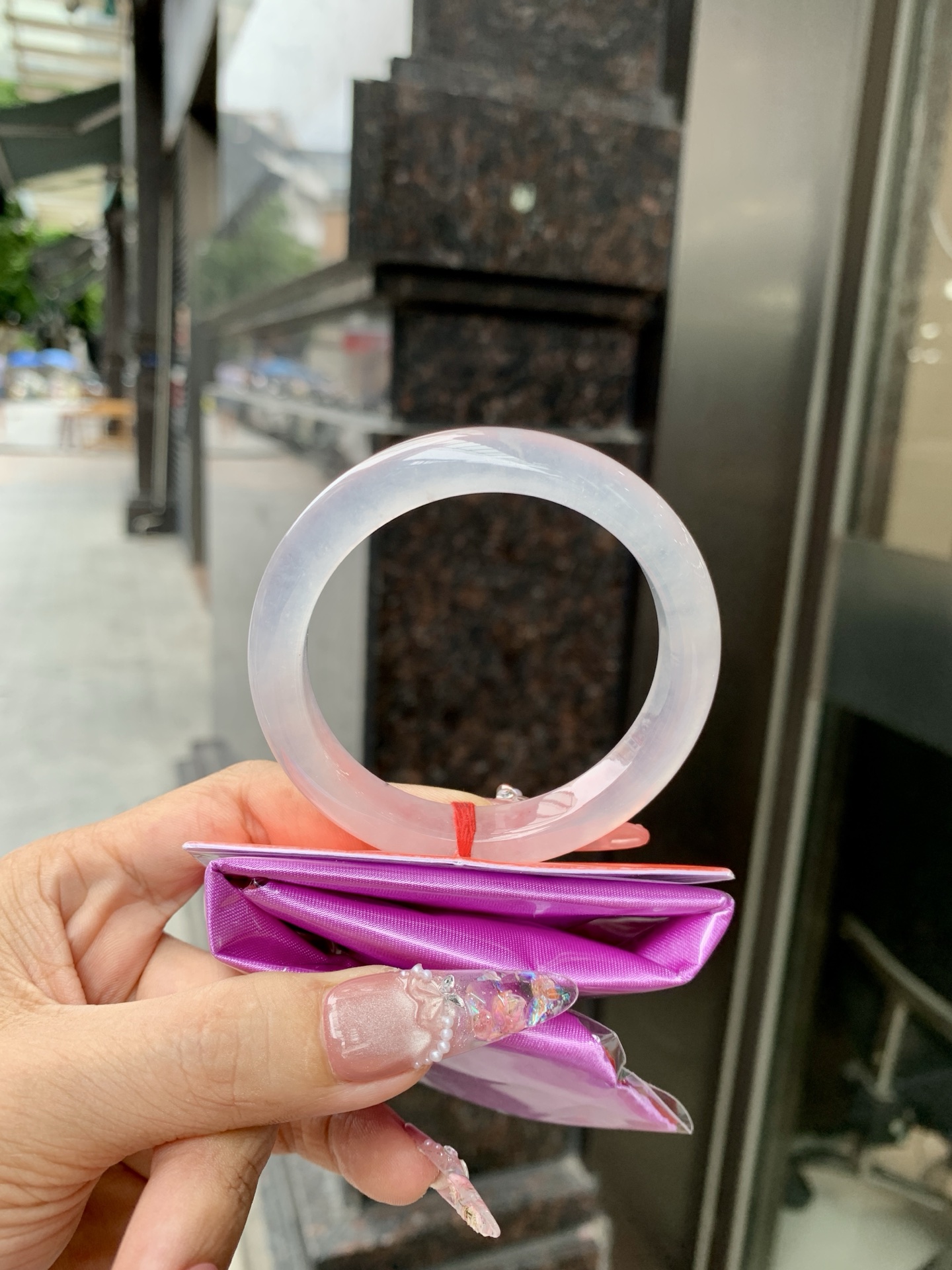 白冰正圈 52.7-7.8-9.9 0618-N1025 打灯细纹，底妆冰透胶润，一腕清透，简约清爽