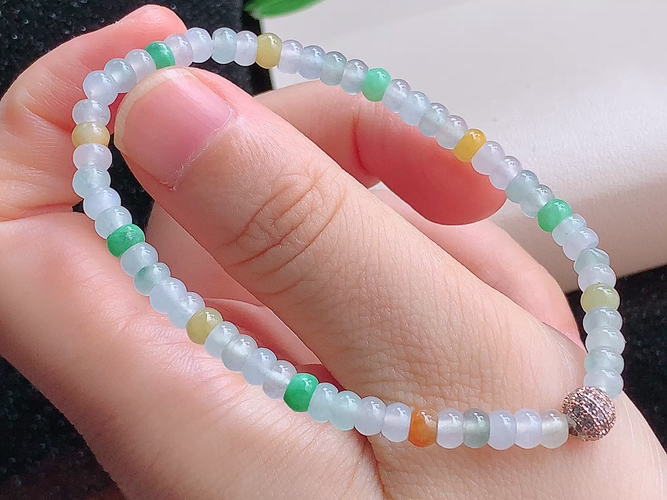 ️ 三彩手串，尺寸取一4.3-2.6mm，包A附证书