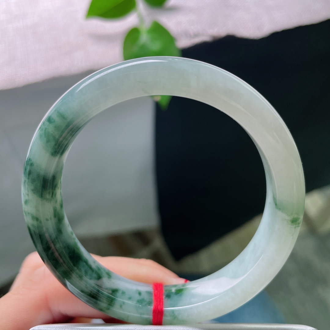 飘花正圈，水润细腻，繁花似锦觅安宁，贵气，无裂，ss54714a