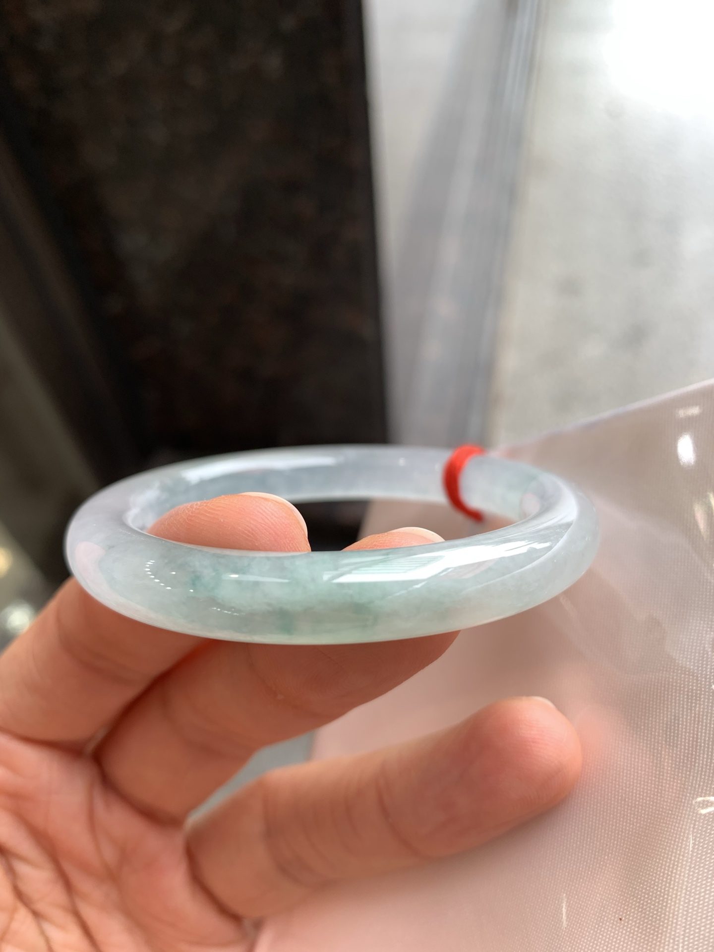 圆条冰飘绿 微棉纹 尺寸：49.3/8.4/8.3 起荧光
