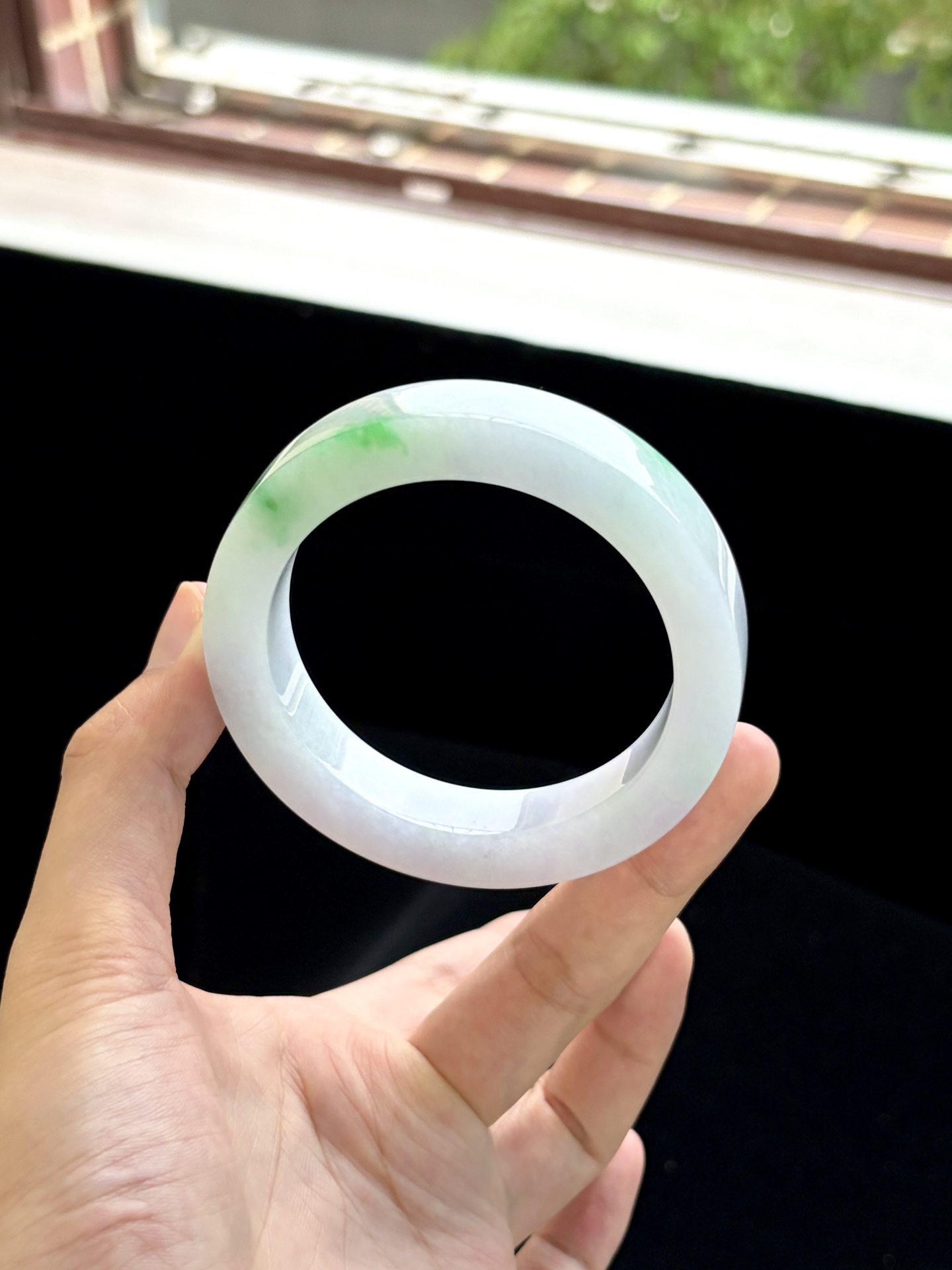 淡粉紫阳绿白底青镯胚 A0616-1 ⭕️76.8-57.8-13.5-9.7 可做58～60正圈