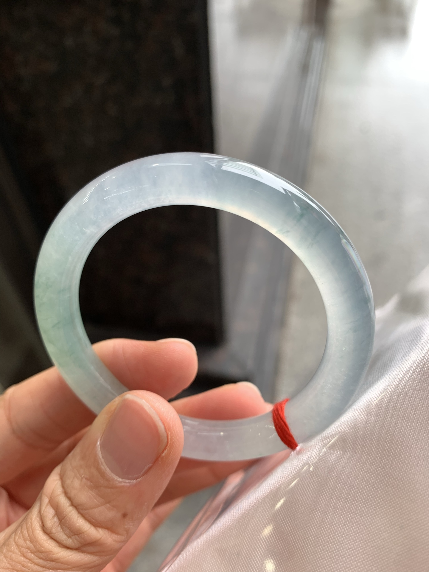 圆条冰飘绿 微棉纹 尺寸：49.3/8.4/8.3 起荧光
