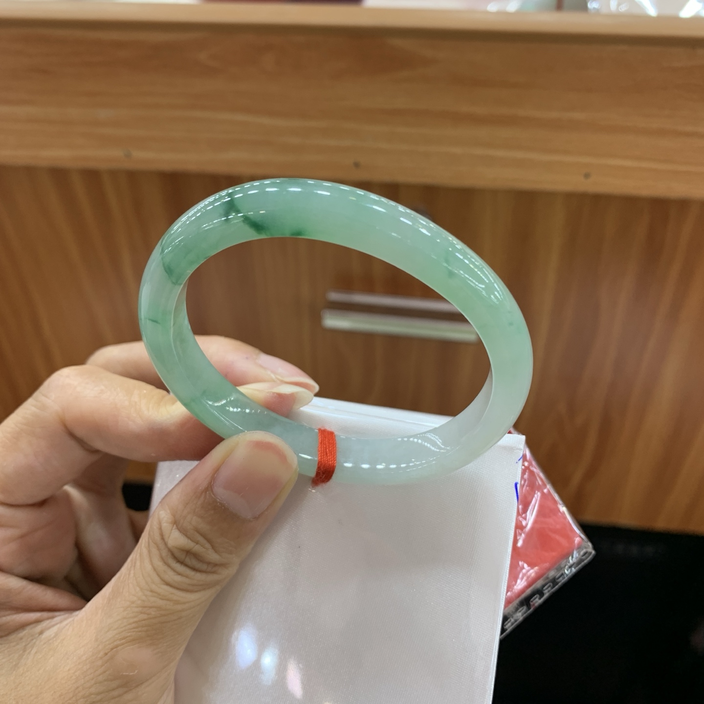 飘绿花贵妃翡翠手镯 54-46.6-8.4-6.5