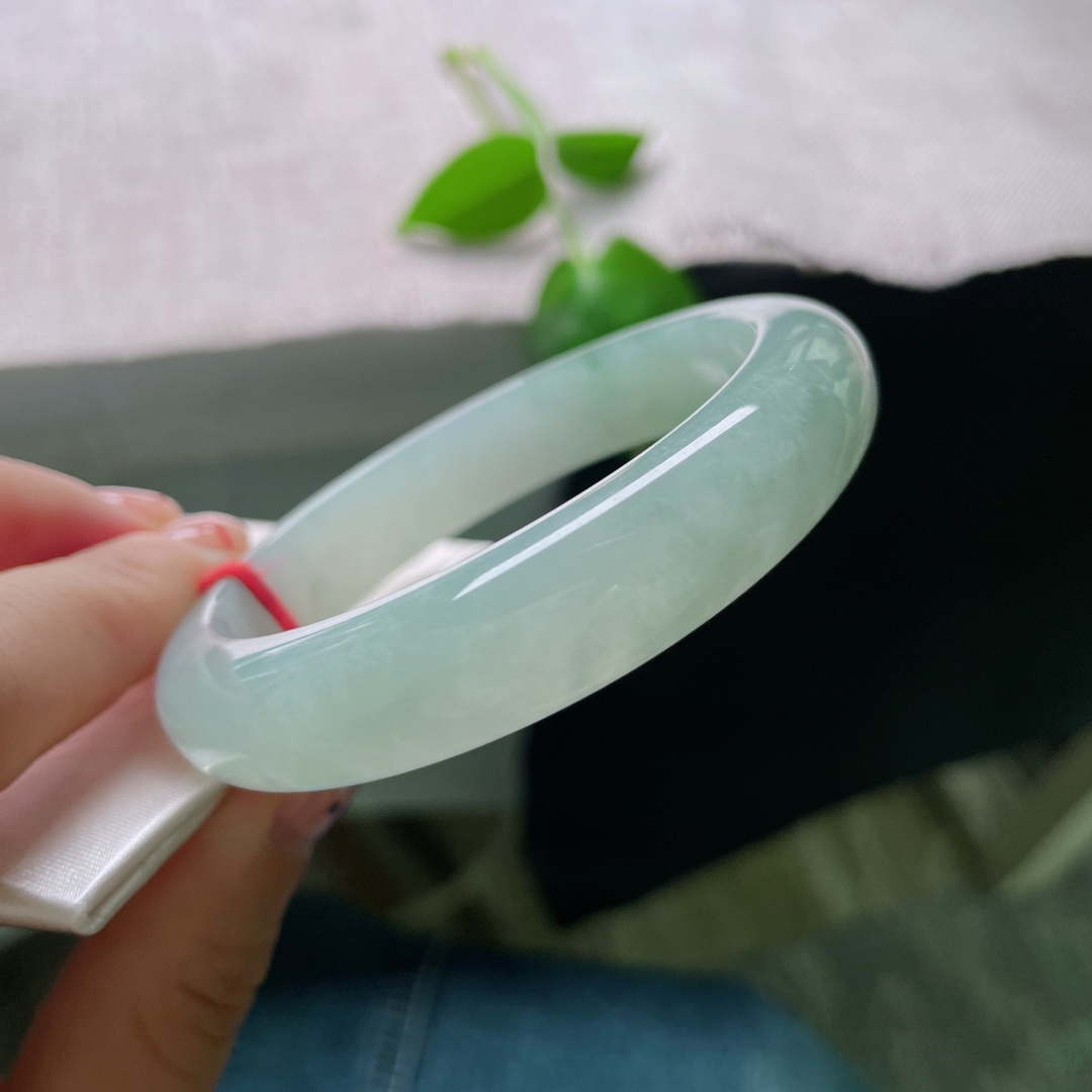 晴水正圈，晶莹玉润，种老，如众星捧月，气质高雅，无裂，ss51456a