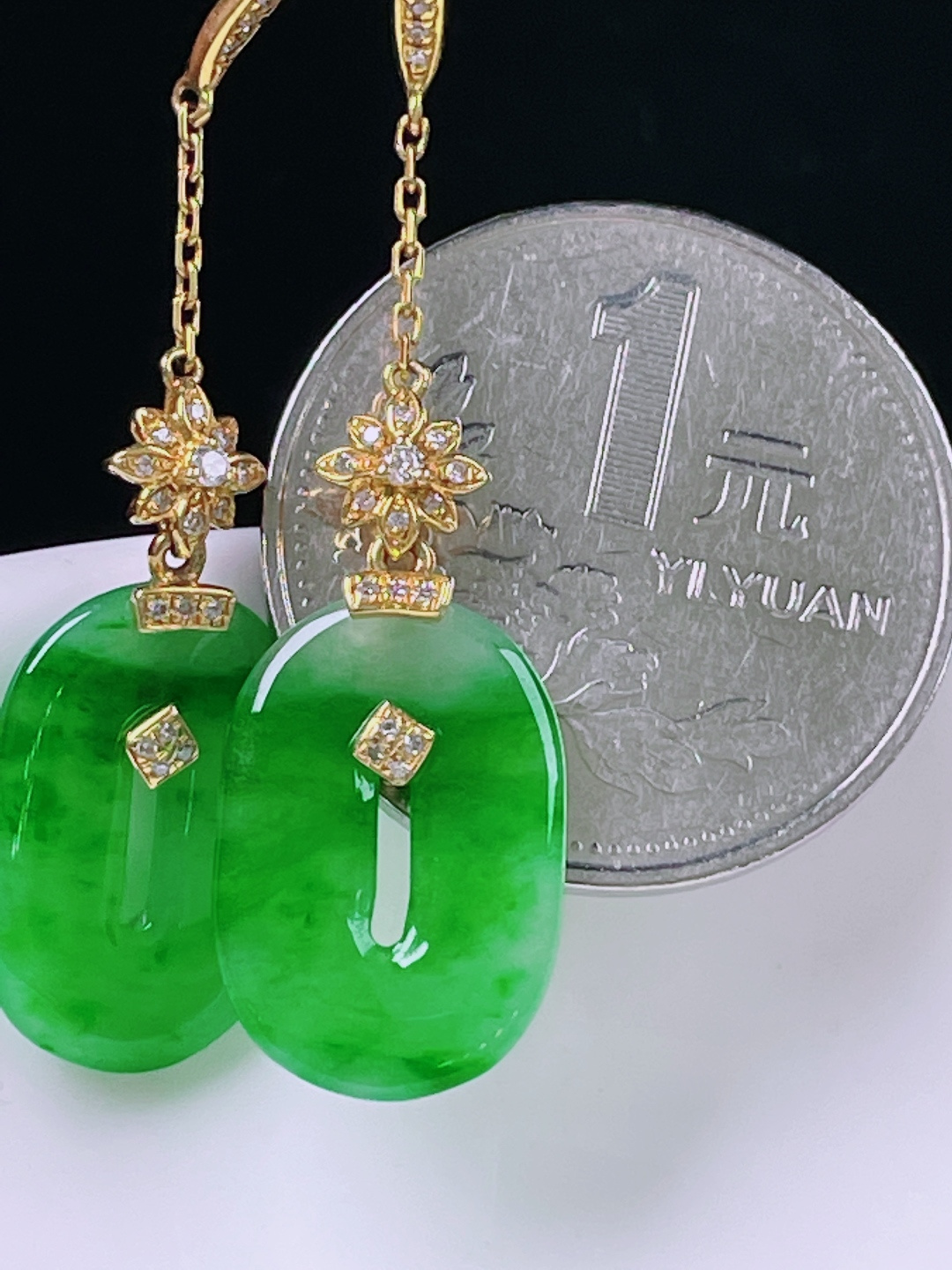 ️冰绿耳坠，老种起光，细底通透，尺寸：裸石17.8/12/2.2mm0618