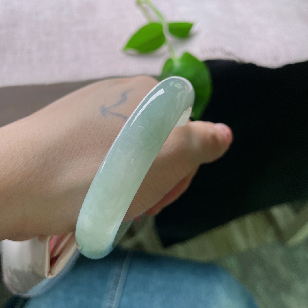 晴水正圈，晶莹玉润，种老，如众星捧月，气质高雅，无裂，ss51456a