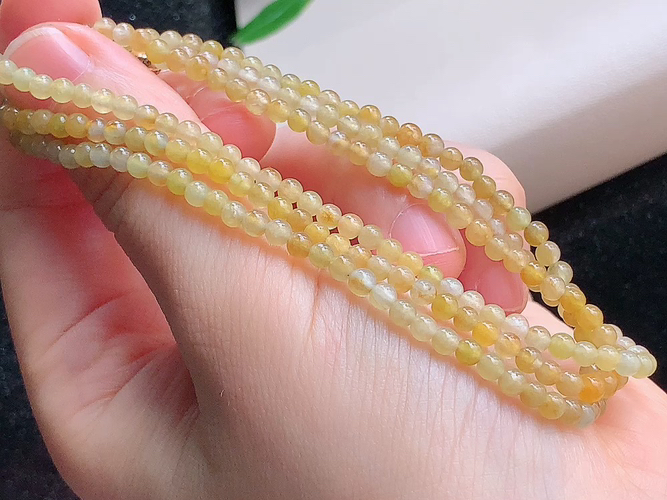 ️ 冰黄珠链，尺寸取一3.3mm，包A附证书