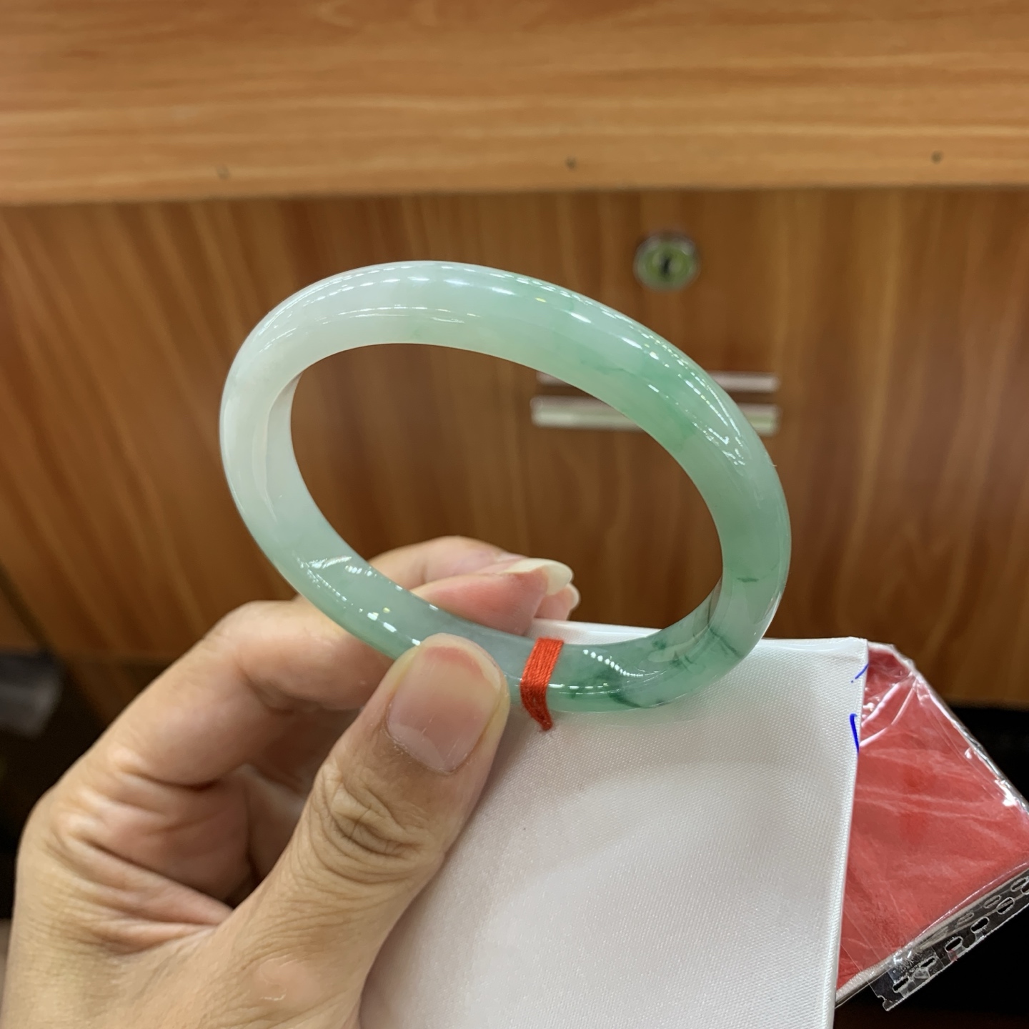 飘绿花贵妃翡翠手镯 54-46.6-8.4-6.5