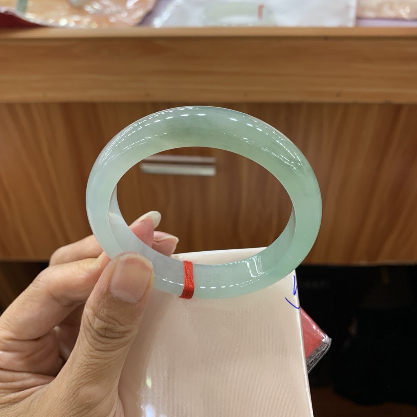 061735LJ 飘花正圈翡翠手镯 56-12.5-8.1