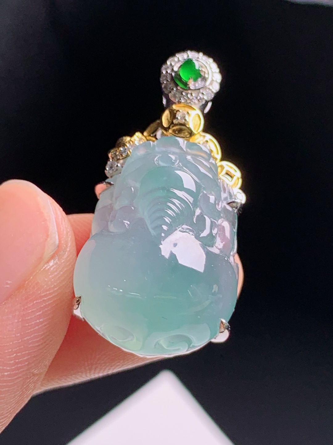 ️ 冰种貔貅吊坠，通透起光雕工精致，金铜钱顶珠招财纳福 990617