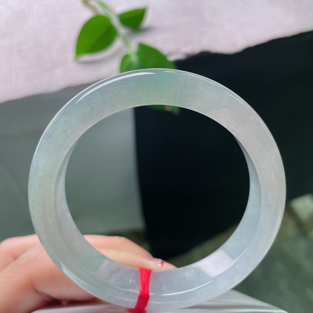53.4/12.7/7.8，冰晴底正圈，种老，干净清爽，如一汪泉水，眼含秋波，有纹，ss54640a