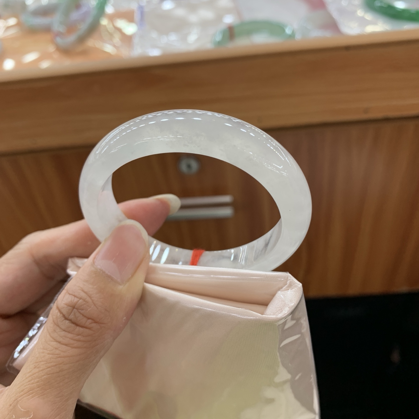 白冰贵妃翡翠手镯 53-45-11.7-6.7