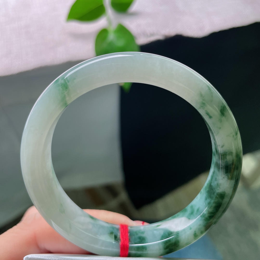 飘花正圈，水润细腻，繁花似锦觅安宁，贵气，无裂，ss54714a