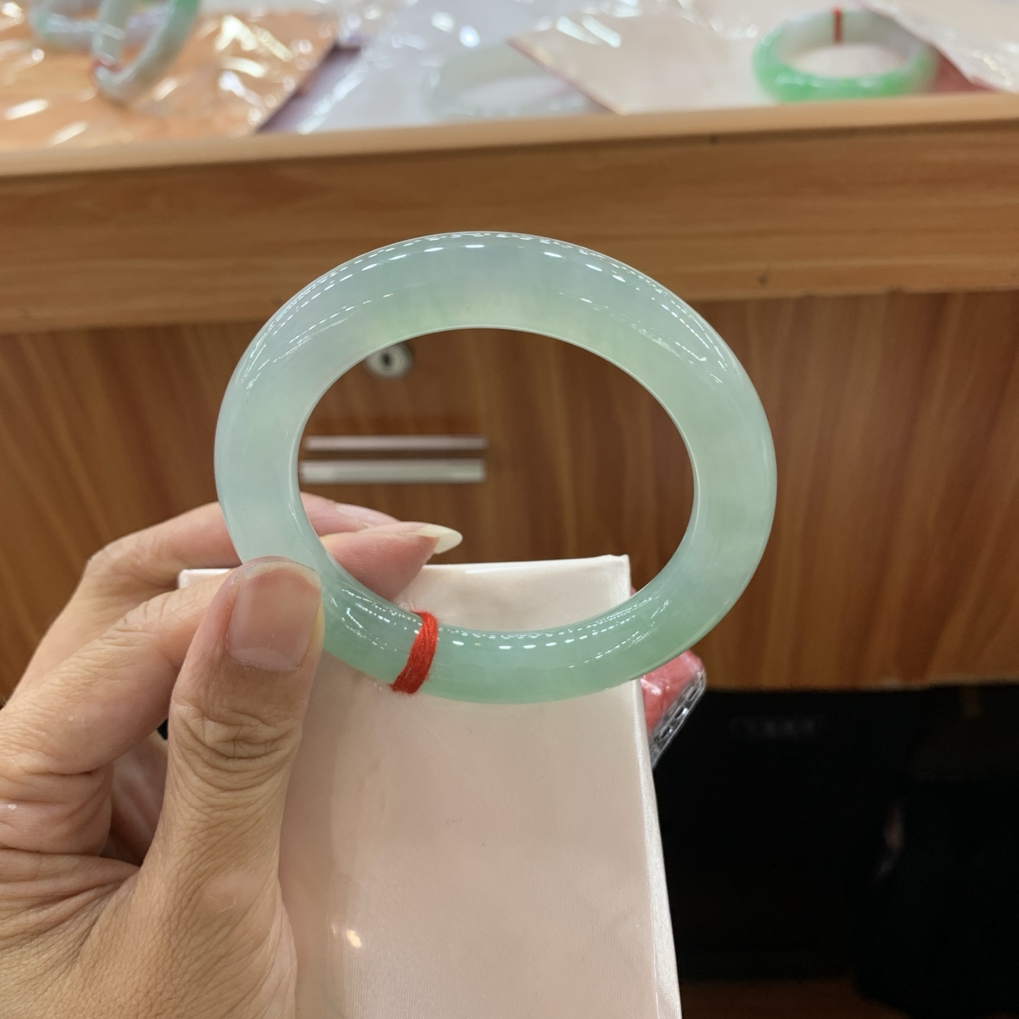 冰绿圆条翡翠手镯 55.3-11.3-11.1