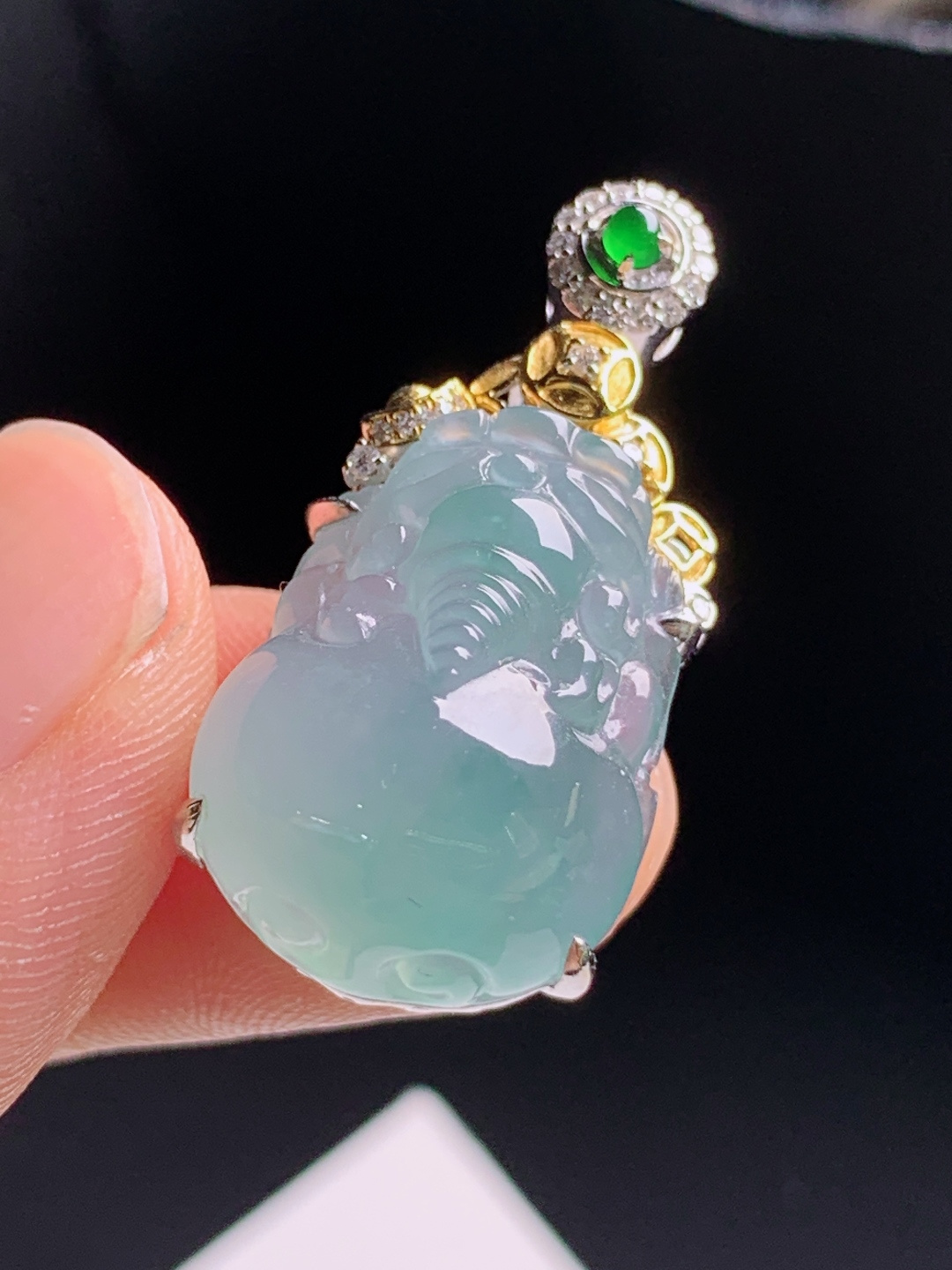 ️ 冰种貔貅吊坠，通透起光雕工精致，金铜钱顶珠招财纳福 990617