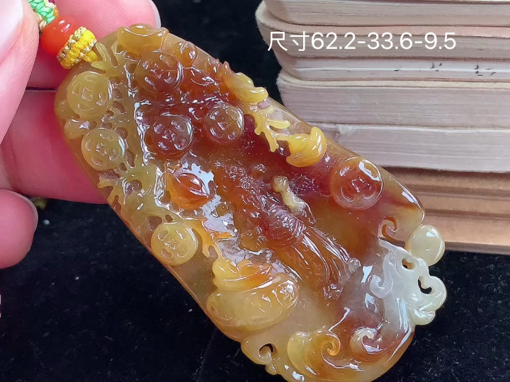 冰黄翡财神爷 老坑冰透 种老水足 水润光泽 性比高 无裂, 尺寸看图