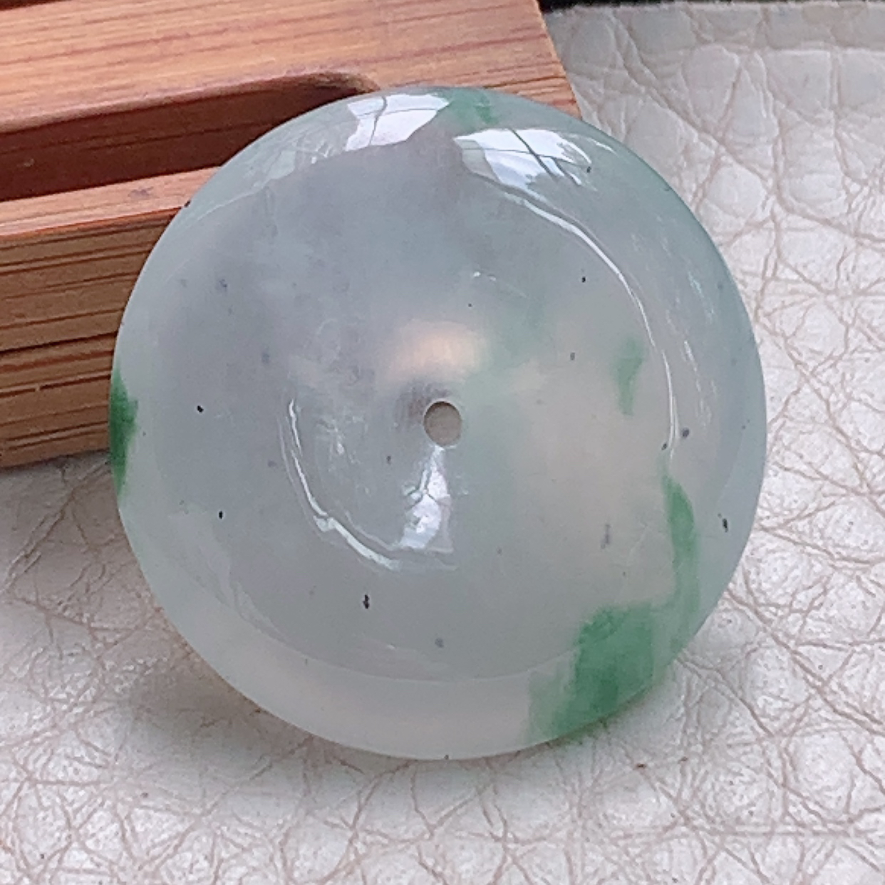 zz3实拍24.8*6缅甸翡翠冰透飘花平安扣吊坠