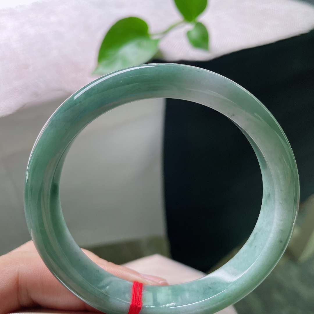62.2/11.7/8.8油青正圈，水润细腻，沉稳贵气，清雅苑苑，无裂，ss55021a