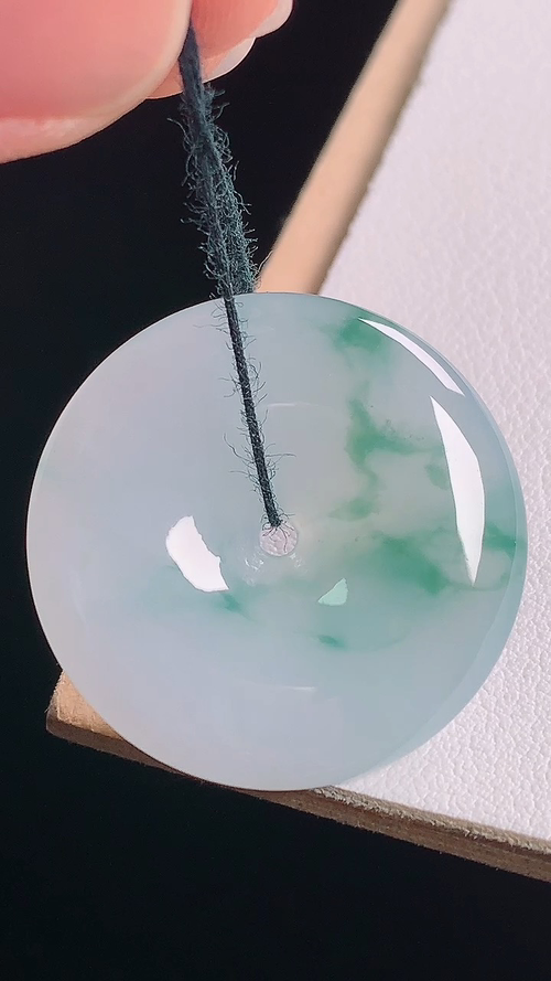 冰飘花平安扣，无裂，尺寸:28.3-5.5mm