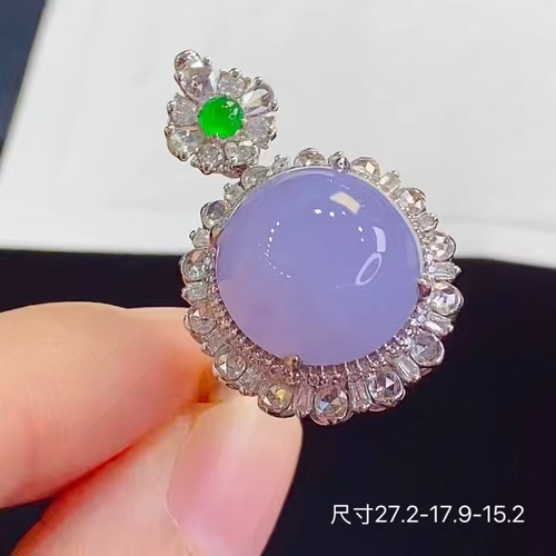 18k金+钻玻璃种蛋面戒指吊坠两用款，饱满细腻起荧光，无裂，27.2-17.9-15.2