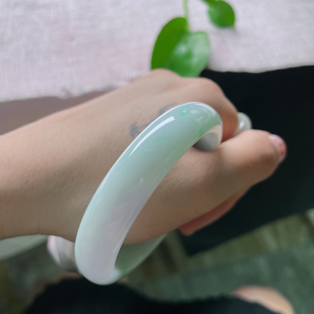 53/12.5/7.1，淡春彩正圈，水润细腻，干净，佩戴温婉不失优雅，皮纹，ss54865a