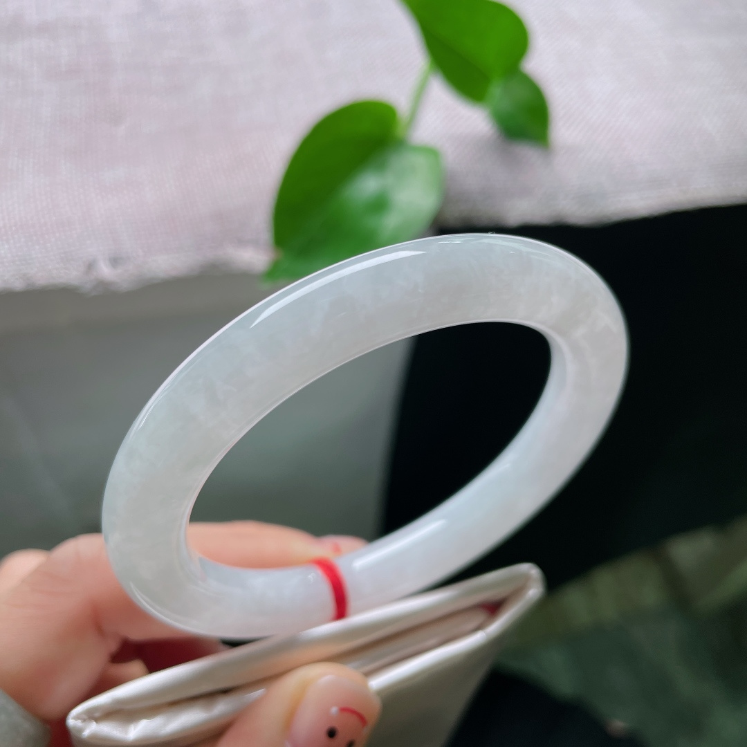 白月光圆条，干净清爽，种老，出尘脱俗，可望而不可及，晶体，无裂，ss54801a