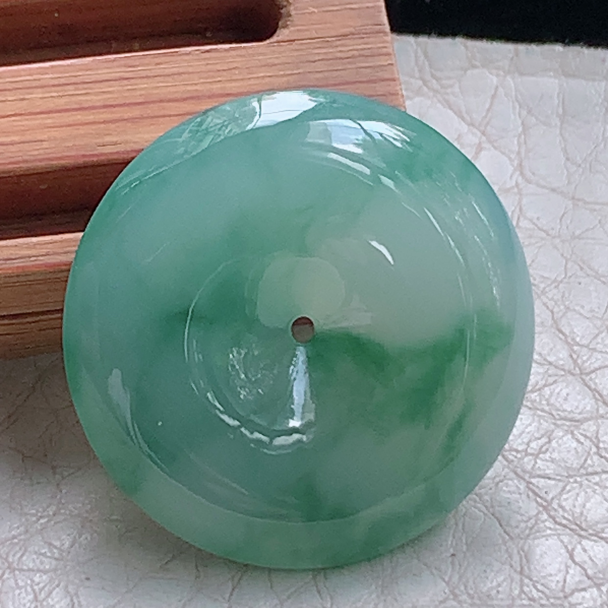 zz3实拍26*6缅甸翡翠冰飘花平安扣吊坠