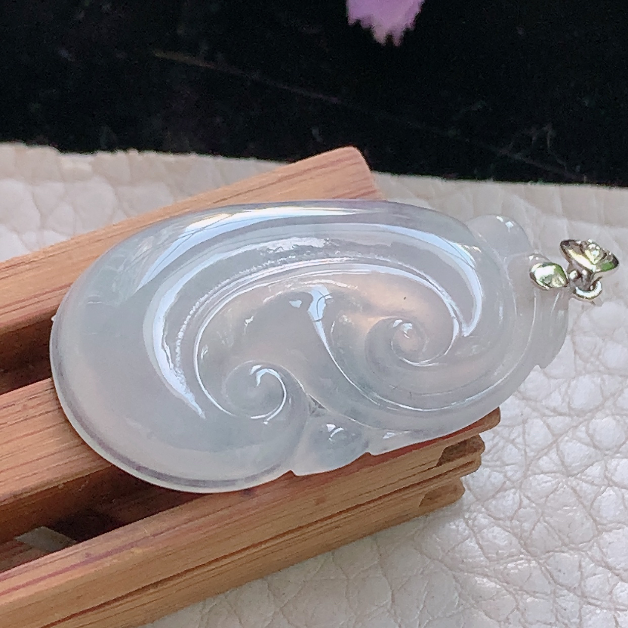 zz3实拍32*19*5缅甸翡翠白冰如意小吊坠白月光吉祥如意