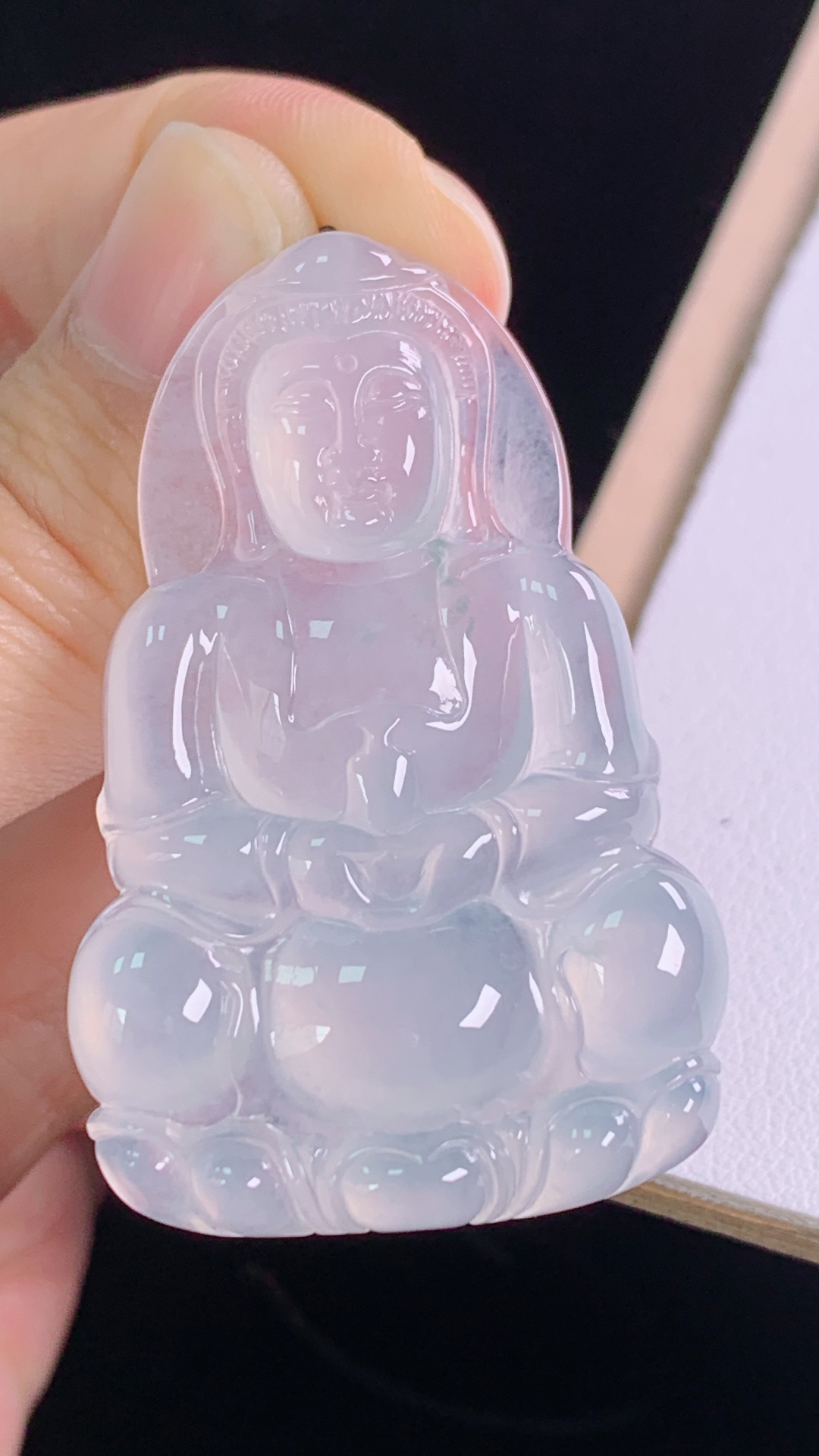 ️观音 种水，冰透起光，无裂 尺寸:44.4-29.0-5.8mm 16