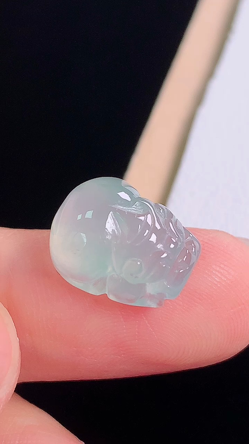 冰种貔貅，无裂，尺寸:12.5-9.8-6.4mm 15
