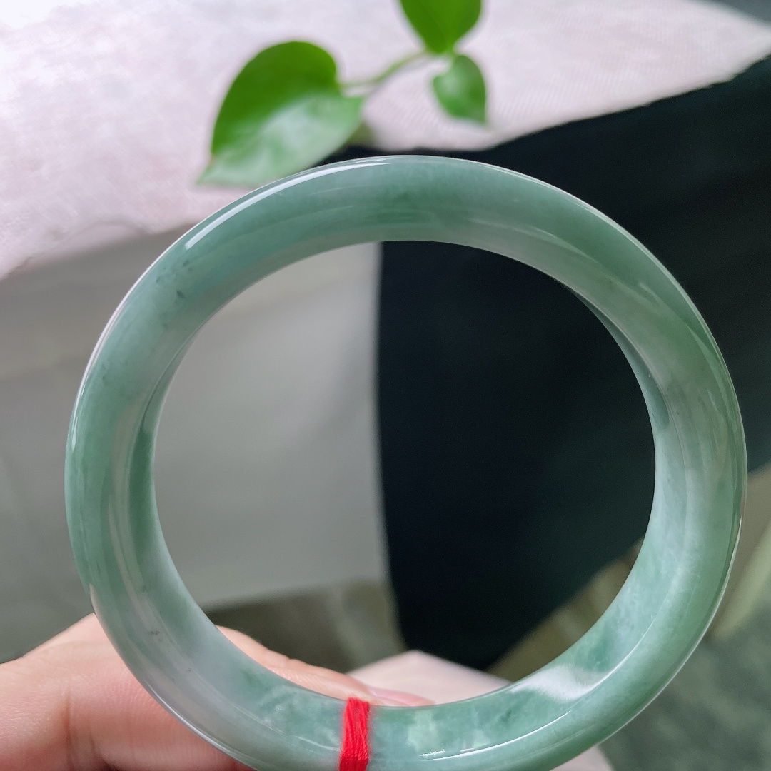 62.2/11.7/8.8油青正圈，水润细腻，沉稳贵气，清雅苑苑，无裂，ss55021a