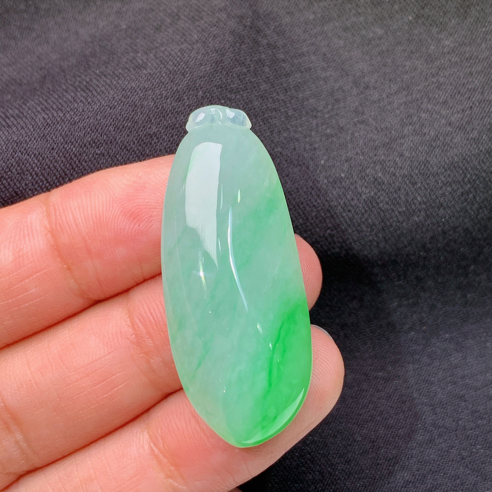 冰飘绿福瓜，镶嵌佳品，冰润细腻，种水足，Fuy 尺寸39.2*16.3*9.9