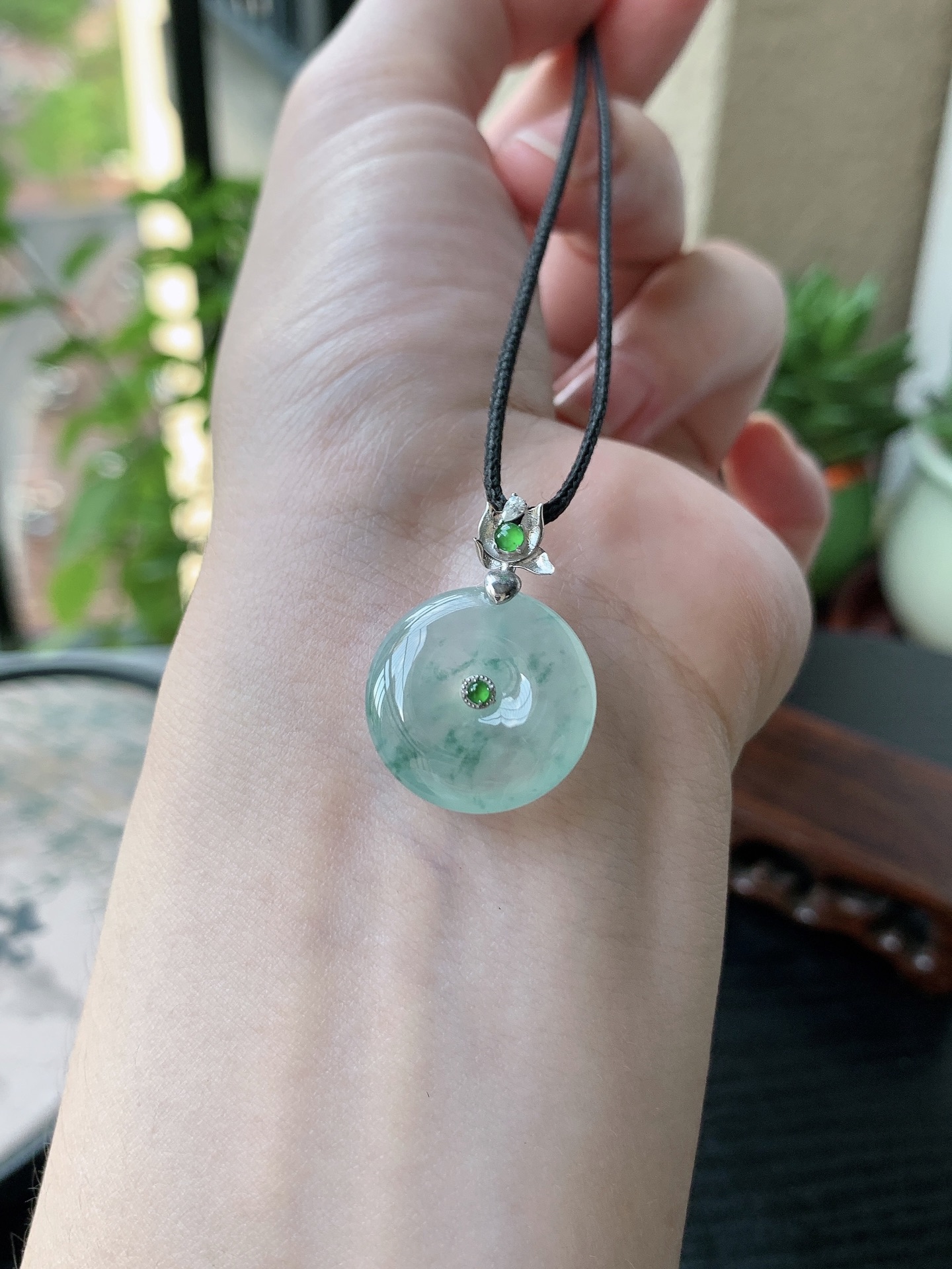 18k金镶嵌老坑冰种胶感飘花平安扣吊坠 裸石尺寸:19-5.8mm