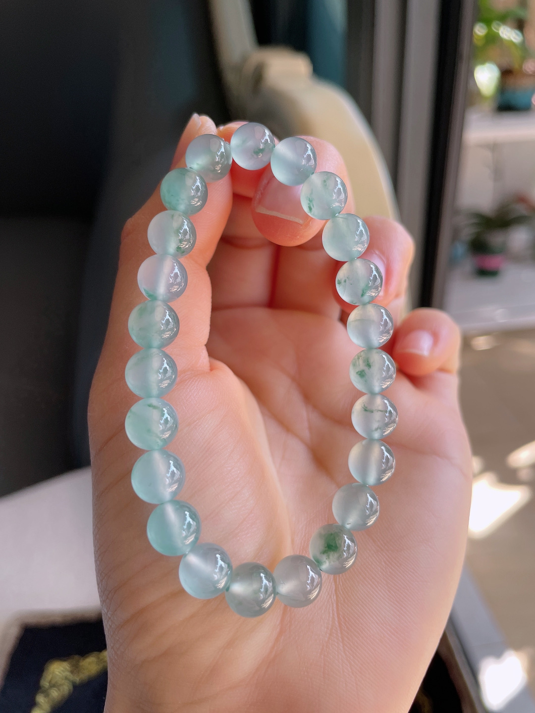缅甸天然翡翠A货，老坑冰飘花手串，尺寸：8mm。【编3534】