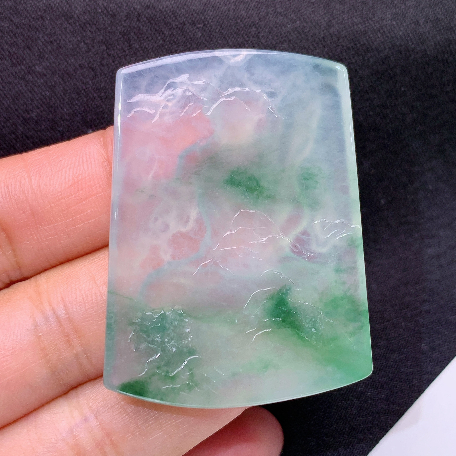 冰飘花不动明王，厚装种老，冰润细腻，种水足，Yc2 尺寸45.7*34.5*5