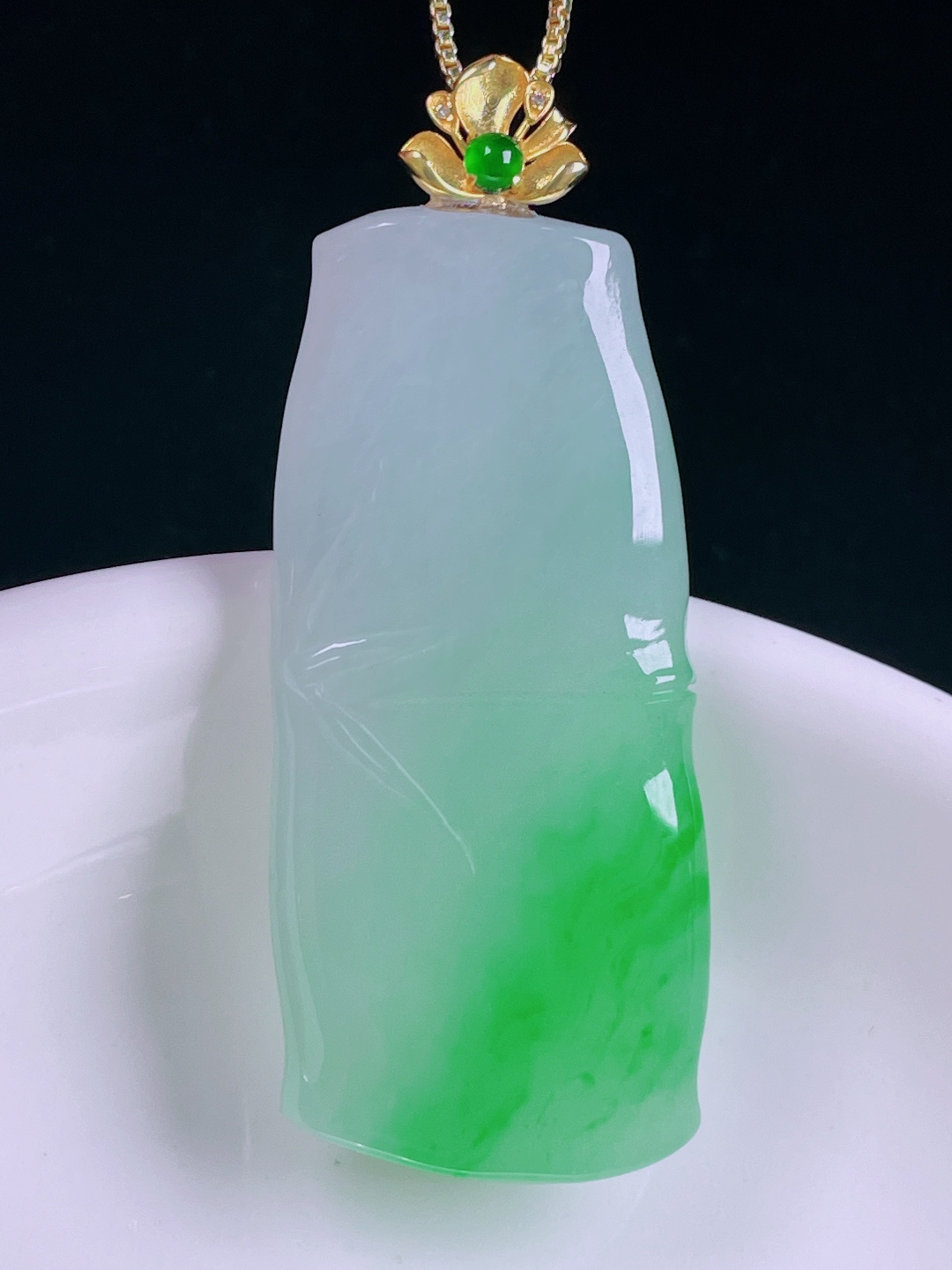 ️冰绿节节高升，老种起光，细底通透，尺寸：48.5裸石42/19.3/6mm0620