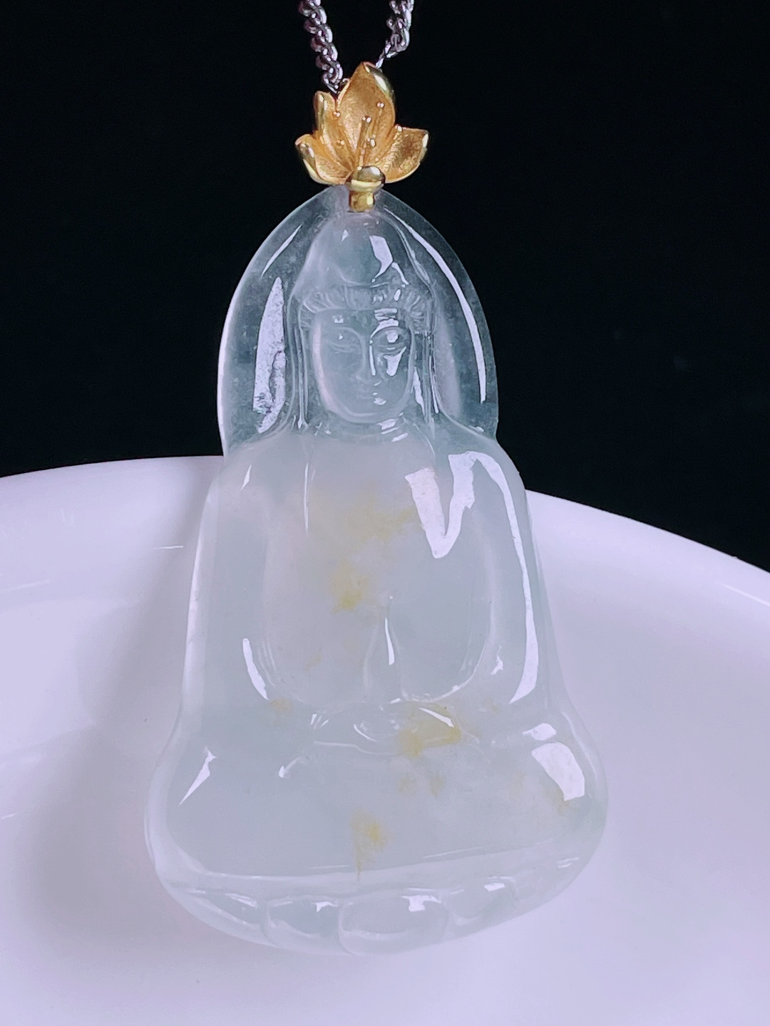 冰黄观音，老种起光，细底通透，尺寸：39裸石33.5/21/3.3mm0620