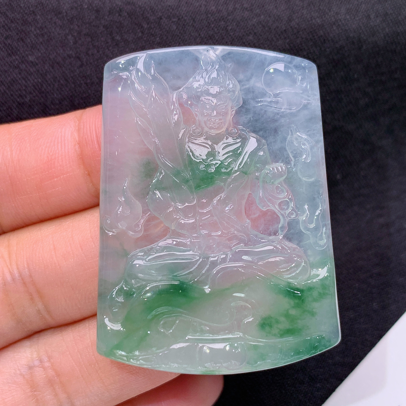 冰飘花不动明王，厚装种老，冰润细腻，种水足，Yc2 尺寸45.7*34.5*5
