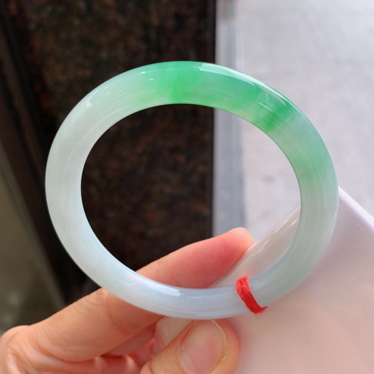 圆条冰飘绿 微细纹 尺寸：56/8 色阳