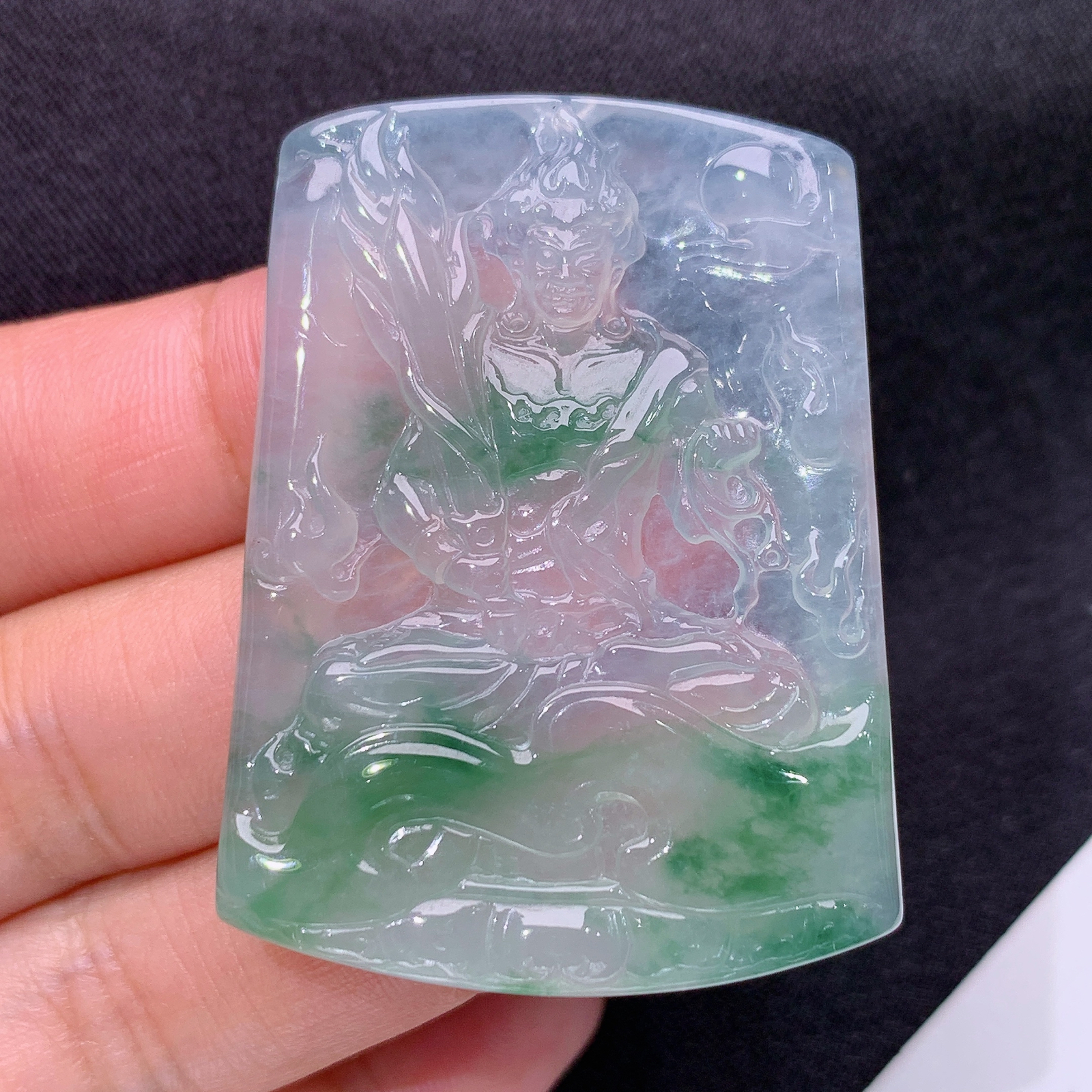 冰飘花不动明王，厚装种老，冰润细腻，种水足，Yc2 尺寸45.7*34.5*5