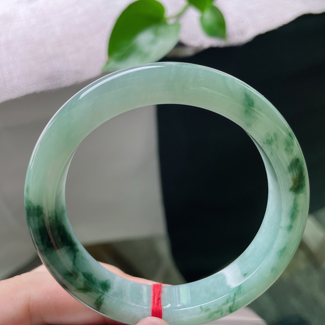 57.2/11.8/8.8飘花正圈，水润细腻，种老，时光不语，静待花开，无裂，ss52275a