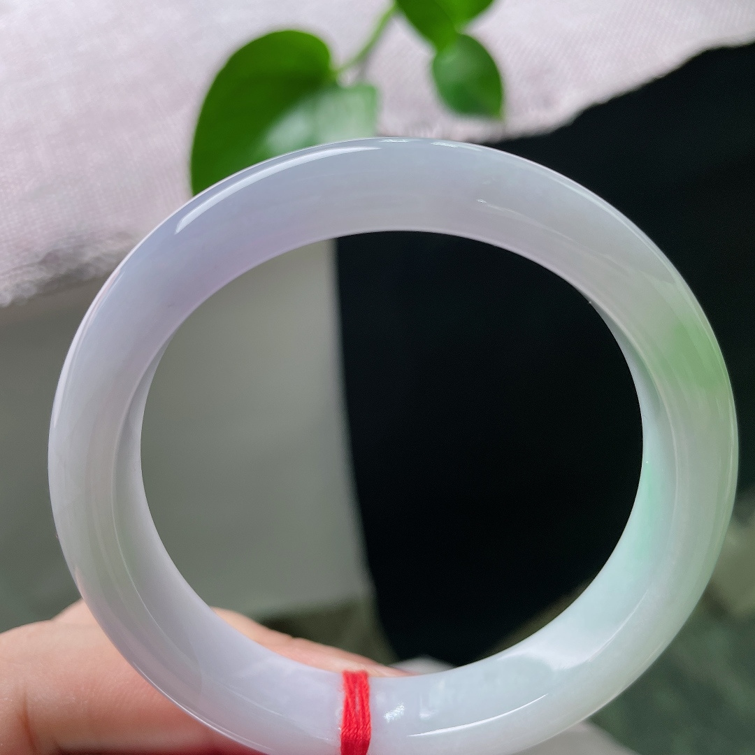 53.8/11.1/7.3，春彩正圈，水头好，肉质细腻干净，诗意盎然，蝶舞纷飞，皮纹，ss54841