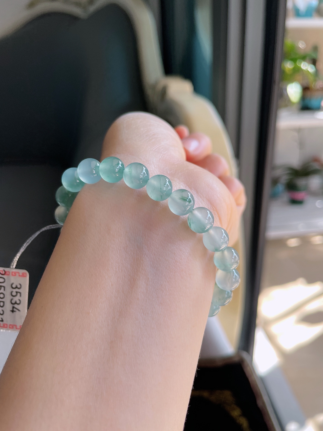 天然翡翠A货，老坑冰飘花手串，尺寸：8mm。【编3534】