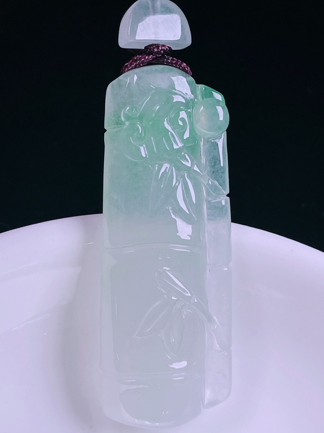 ️冰绿节节高升，老种起光，细底通透，尺寸：裸石46.5/17.7/7mm0620