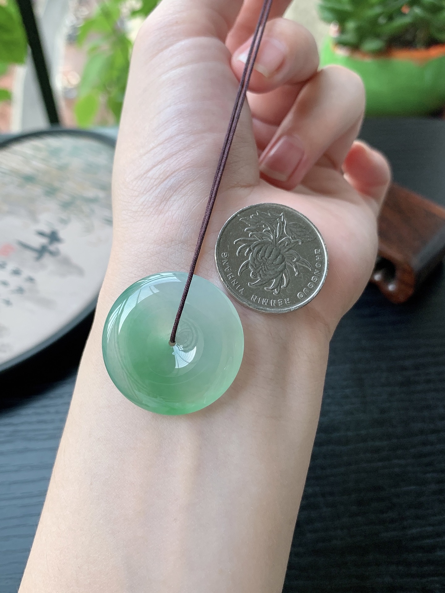 老坑冰种胶感飘阳绿平安扣吊坠 裸石尺寸:29.2-5.8mm