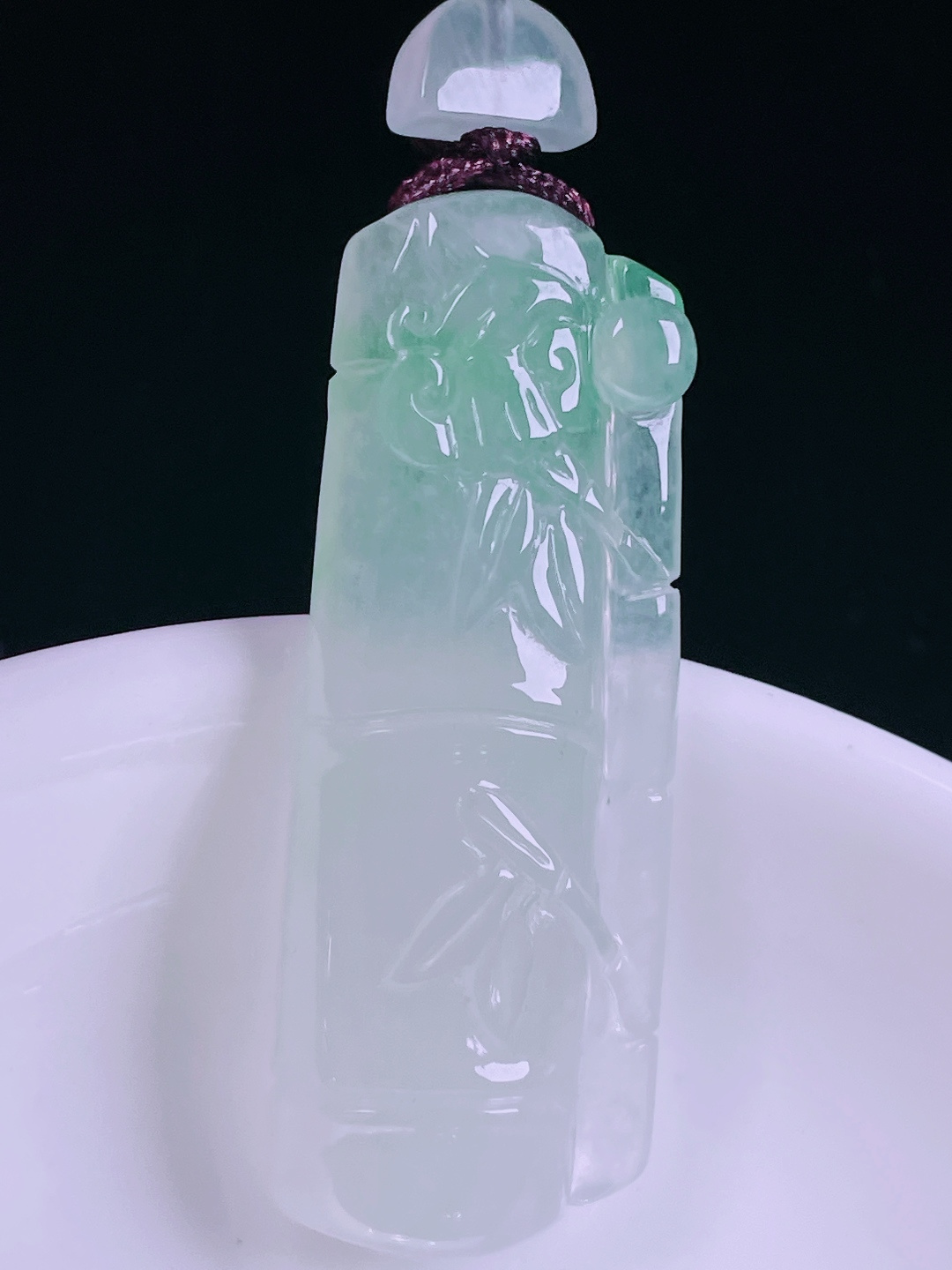 ️冰绿节节高升，老种起光，细底通透，尺寸：裸石46.5/17.7/7mm0620