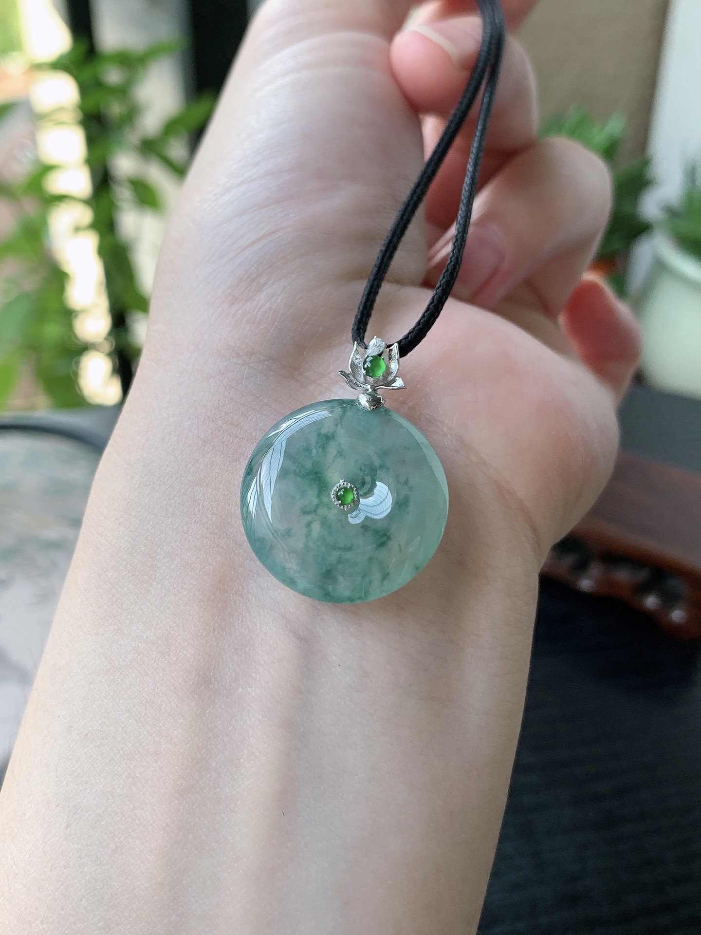 18k金镶嵌老坑冰种胶感飘花平安扣吊坠 裸石尺寸:22-5.6mm